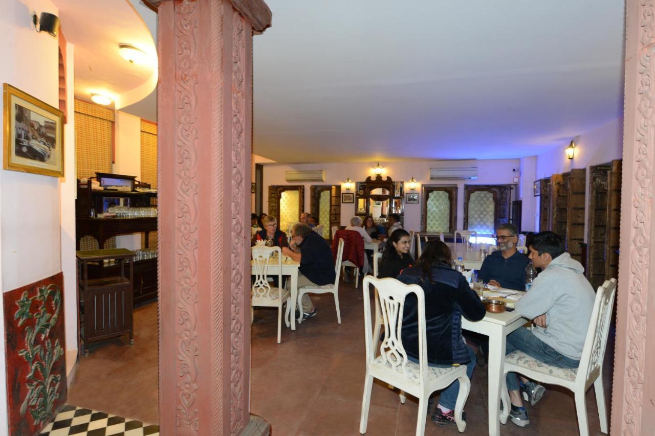 Hotel Harasar Haveli Биканер Екстериор снимка