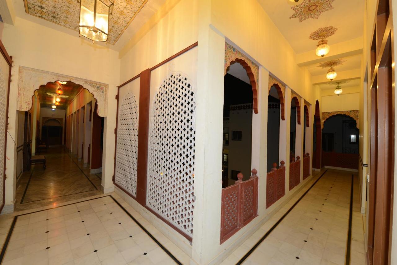 Hotel Harasar Haveli Биканер Екстериор снимка
