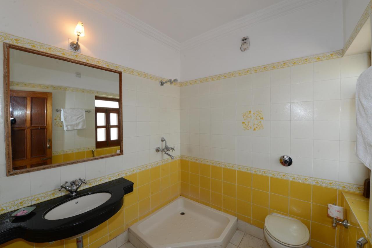 Hotel Harasar Haveli Биканер Екстериор снимка