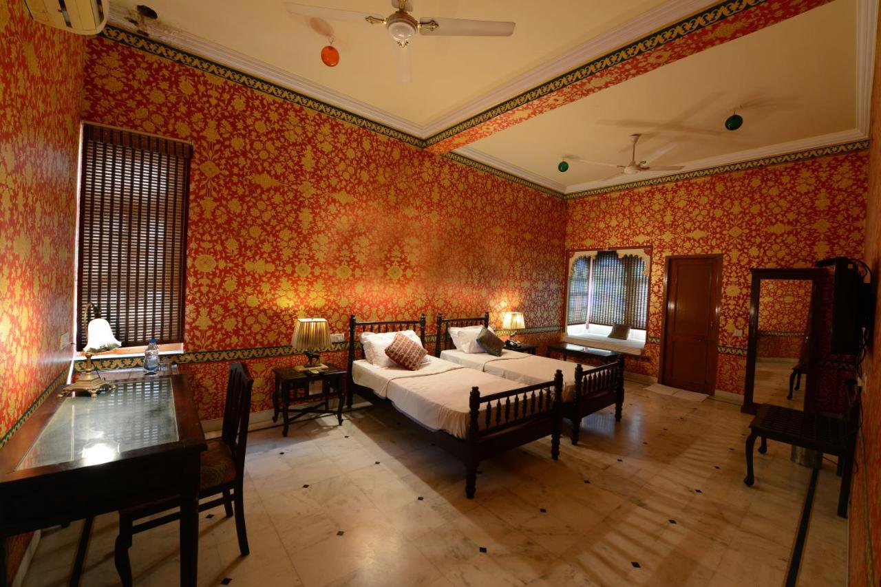 Hotel Harasar Haveli Биканер Екстериор снимка