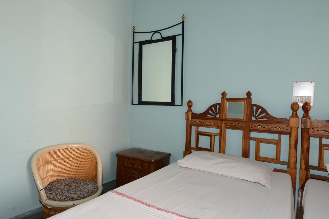 Hotel Harasar Haveli Биканер Екстериор снимка