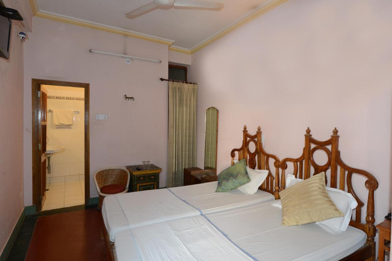 Hotel Harasar Haveli Биканер Екстериор снимка