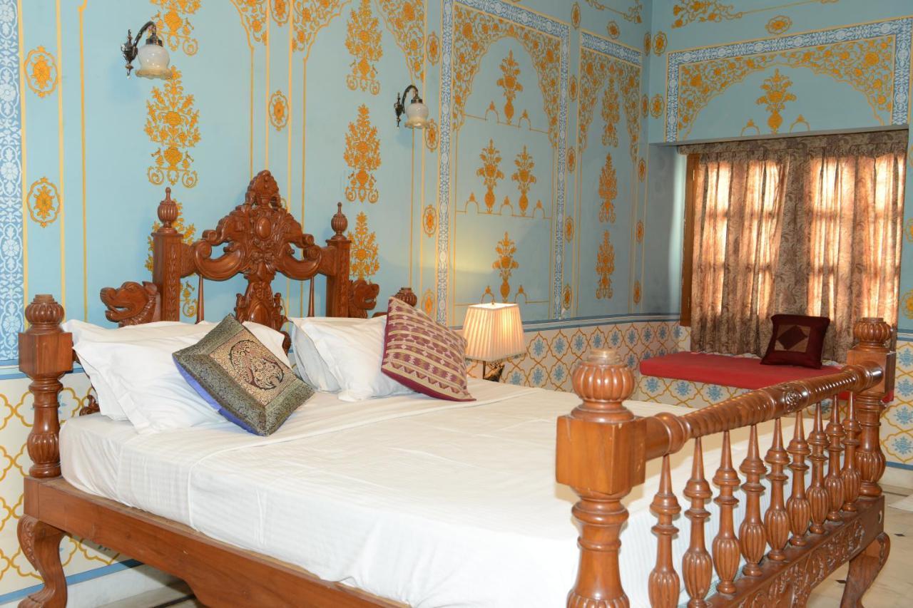 Hotel Harasar Haveli Биканер Екстериор снимка